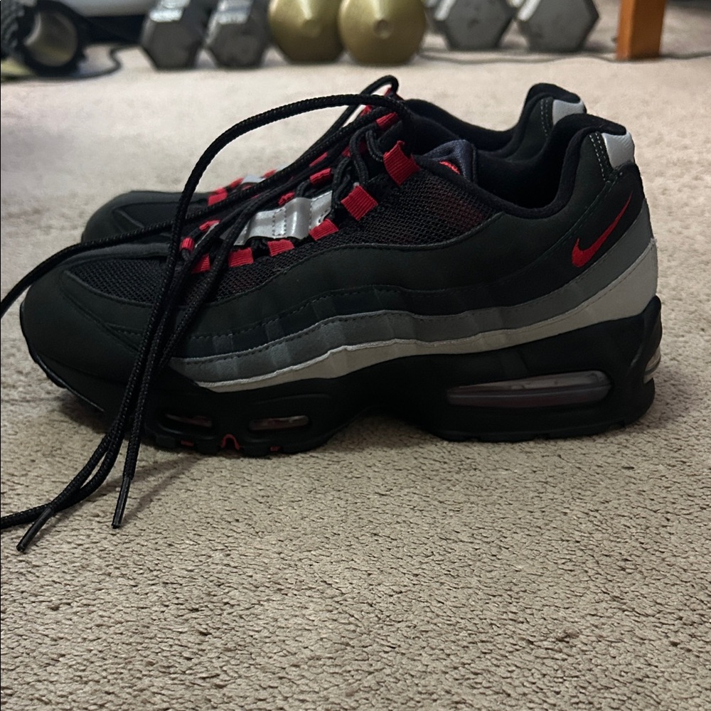 Nike Air Max 95 Black and Red Sneakers